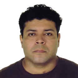 Luis Leon Photo 16