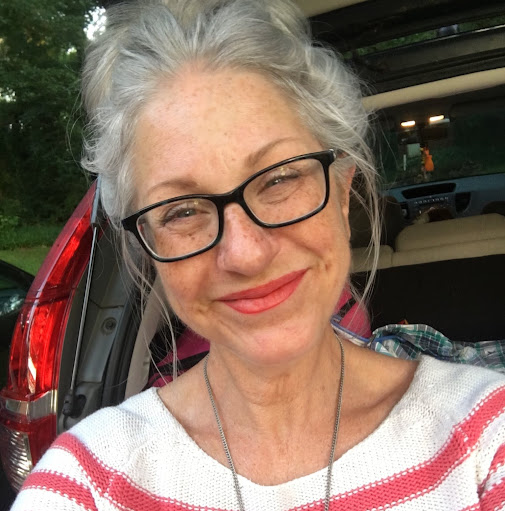 Julie Francis Photo 22