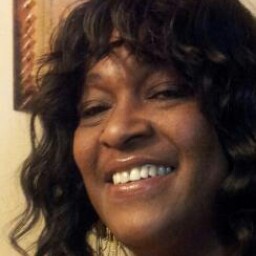 Deidra Robinson Photo 23