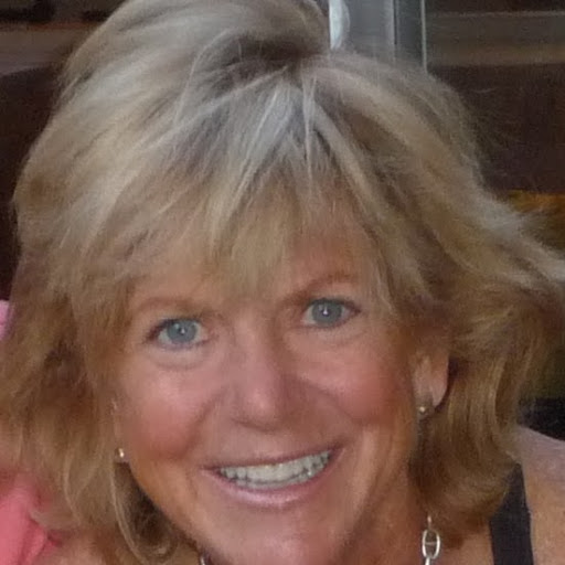 Mary Lind Photo 19