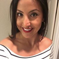 Carolina Castaneda Photo 26