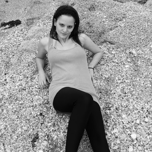 Linda Buchanan Photo 14
