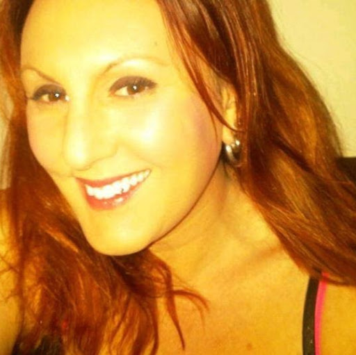 Dana Tucker Photo 35