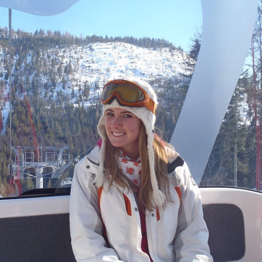 Caroline Webster Photo 13