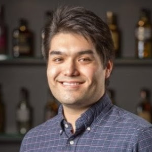 Tom Wells Photo 23