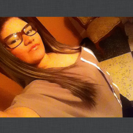 Paula Urdaneta Photo 9
