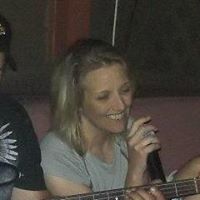 Aimee Robbins Photo 16