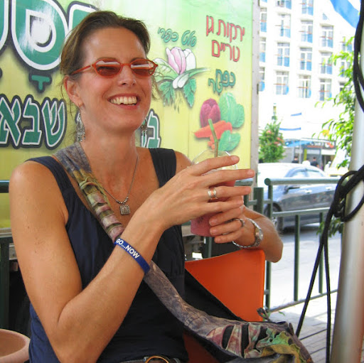 Jennifer Bachman Photo 30