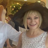 Alison Johnson Photo 16