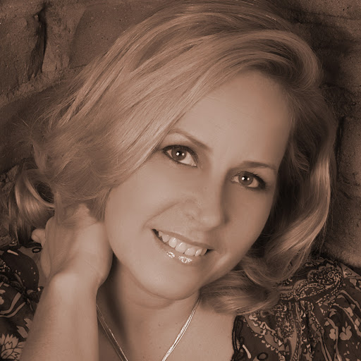 Connie Whalen Photo 9