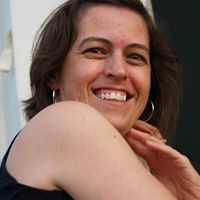 Julie Flanagan Photo 26