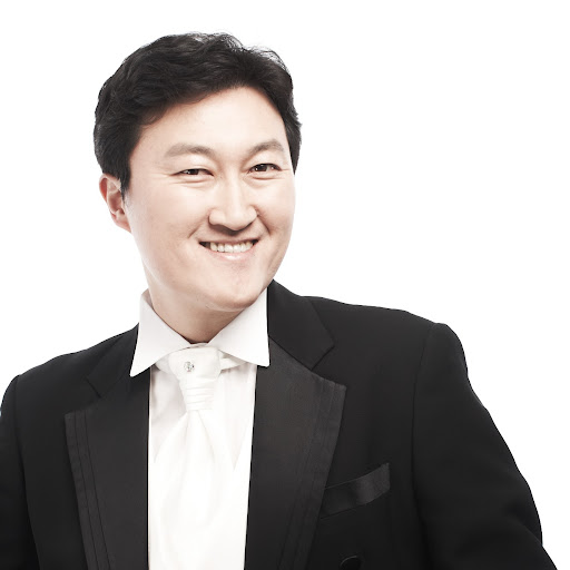 Ho Kim Photo 17
