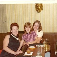 Tracy Plummer Photo 10