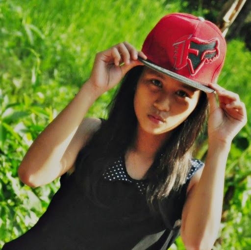 Elizabeth Lao Photo 4