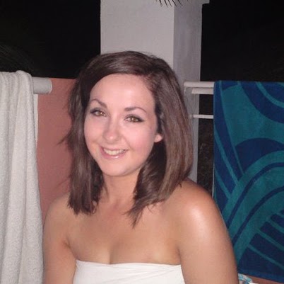Amy Russell Photo 42