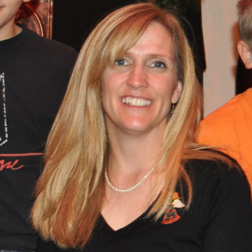 Renee Burke Photo 7