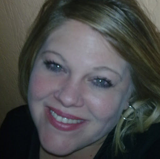 Kimberly Spencer Photo 17
