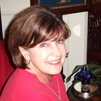 Becky Lowe Photo 44