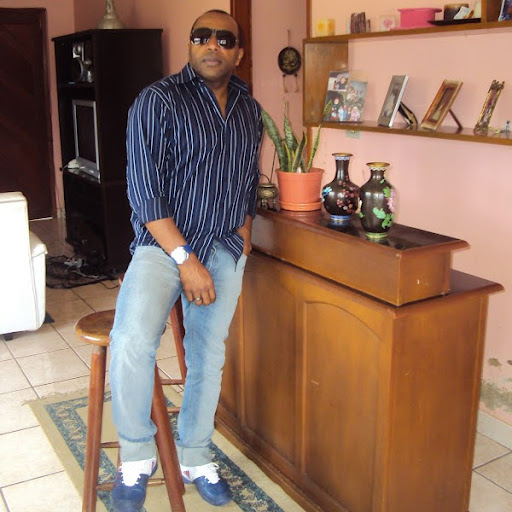 Bobby Williams Photo 20
