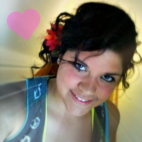 Mercedes Foster Photo 9