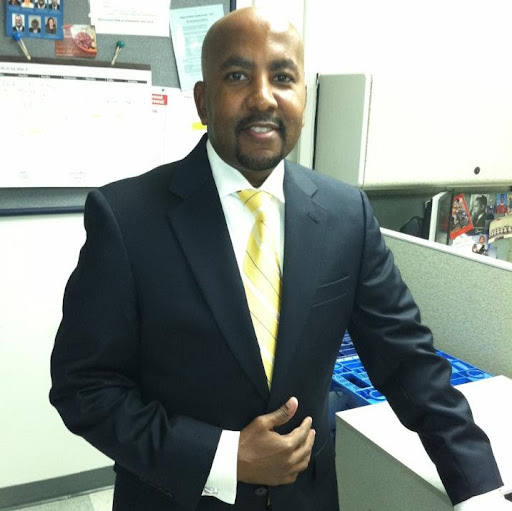 Marvin Miles Photo 15