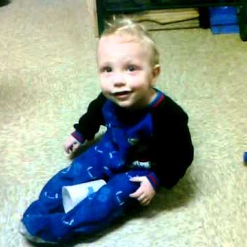 Jennifer Loomis Photo 11
