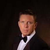 Geoffrey Combs Photo 2