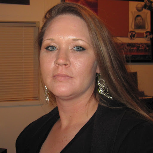 Heather Hinson Photo 31