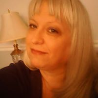 Laurie Miller Photo 46
