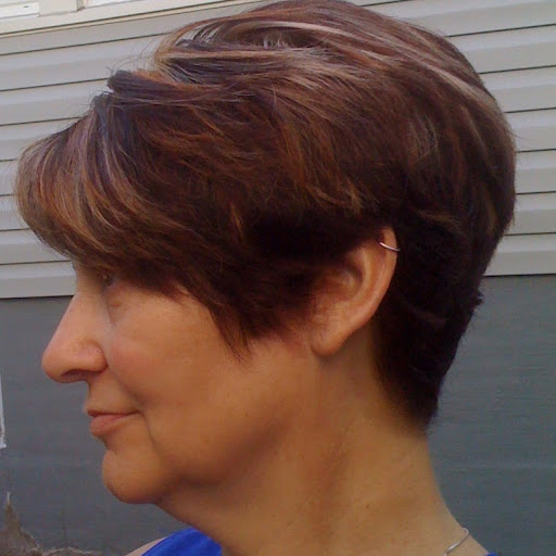 Cynthia Riley Photo 8