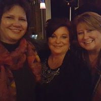 Beth Hooper Photo 40