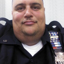 Louis Desantis Photo 12