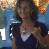 Julia Oswald Photo 23
