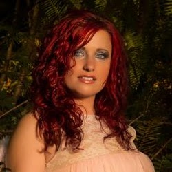 Sarah Olson Photo 32