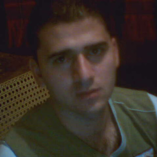 Alfredo Estrada Photo 28