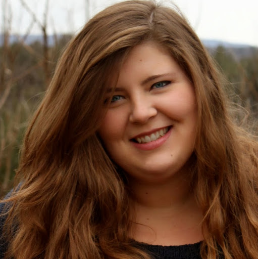 Lauren Heffernan Photo 20