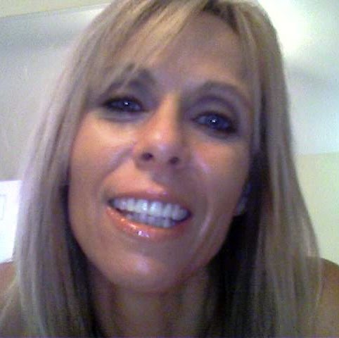 Angela Ross Photo 28