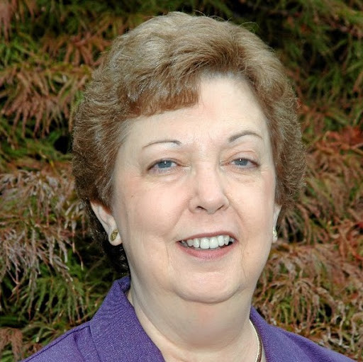 Nancy Schmidt Photo 34