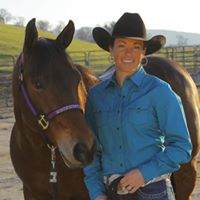 Courtney Hudson Photo 14