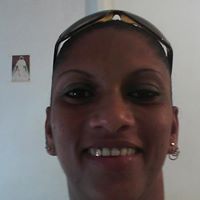 Elizabeth Gill Photo 22