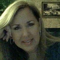 Jennifer Roach Photo 6