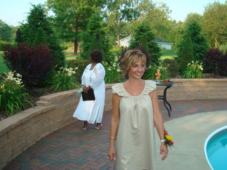 Debbie Hale Photo 11