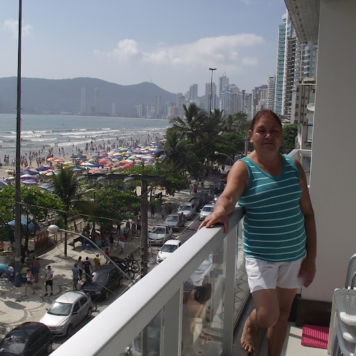 Irene Abreu Photo 25