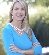 Laura Robertson Photo 9