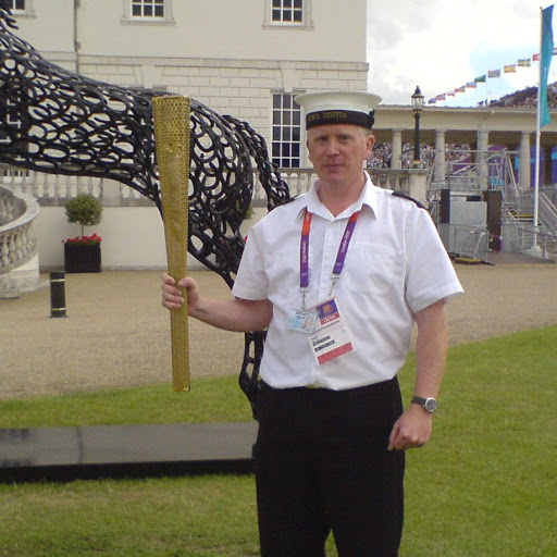 Gary Reynolds Photo 17