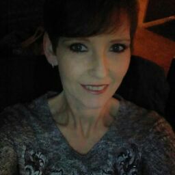 Laura Jernigan Photo 27