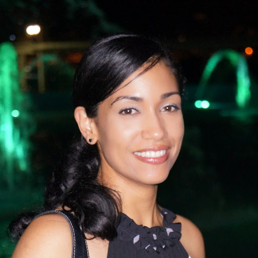 Ana Velazquez Photo 16