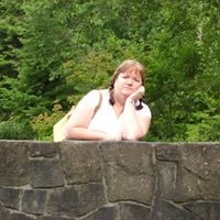 Linda Gould Photo 30