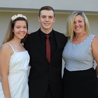 Michelle Metzger Photo 38