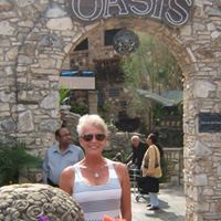 Vicki Erickson Photo 13